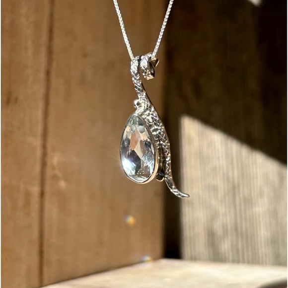 White Topaz Necklace - Picture 2 of 16